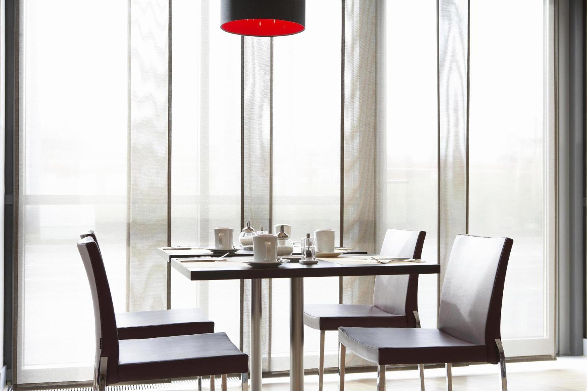 Intercityhotel MHG Restaurant billede